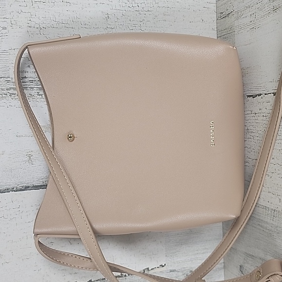 Samara tan faux leather small crossbody purse bag adjustable strap open design - Picture 2 of 10